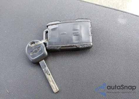 2019 Chevrolet Silverado 1500 Custom из США, поврежденный, VIN 1GCRWBEFXKZ212627